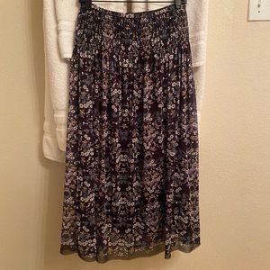 XS Long skirt, very comfortable elastic waist, forgiving fit, worn three times